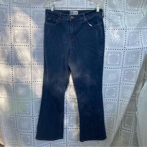 Signature Levi Strauss & Co at waist boot cut blue jeans misses 14 short